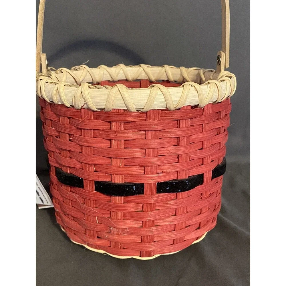 Handmade Christmas Basket Santa Claus Phyllis Schoenberg 6” With Handle Belt